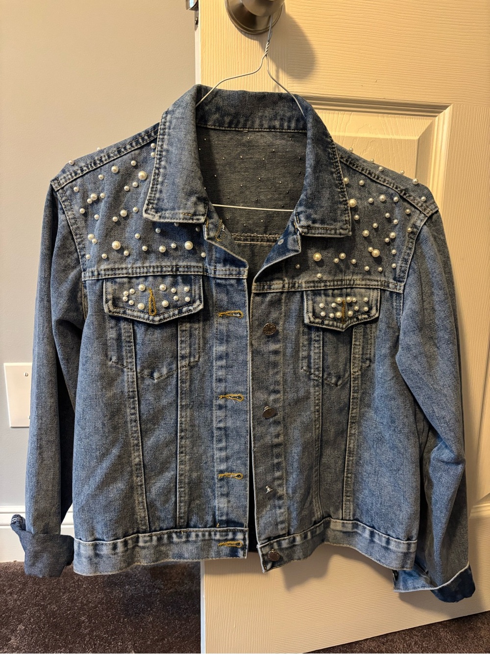 Women's Light Blue Pearl-Embellished Denim Jacket